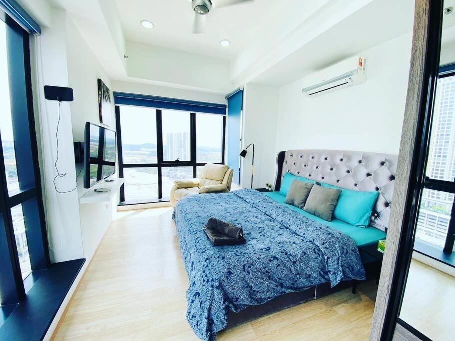 Pangsapuri Super King-sized Studio-revo *